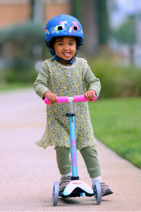 Micro Kick Scooter – Lightweight Adjustable 3-Wheel Scooter for Kids with Lean-to-Steer Design