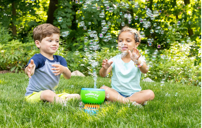 Little Kids Fubbles No-Spill Fun-Finiti Bubble Machine – Continuous Bubble Blower Toy for Kids Outdoor Play