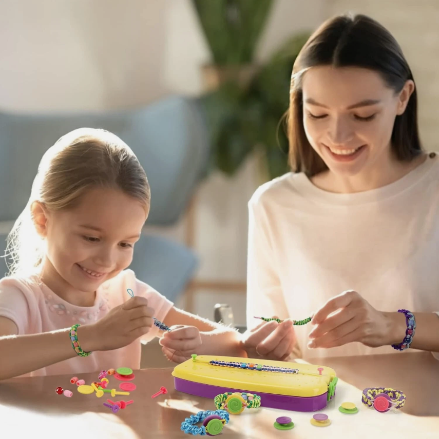 Friendship Bracelet Making Kit for Teen Girls – DIY Jewelry Craft Set with Colorful Threads, Beads & Charms