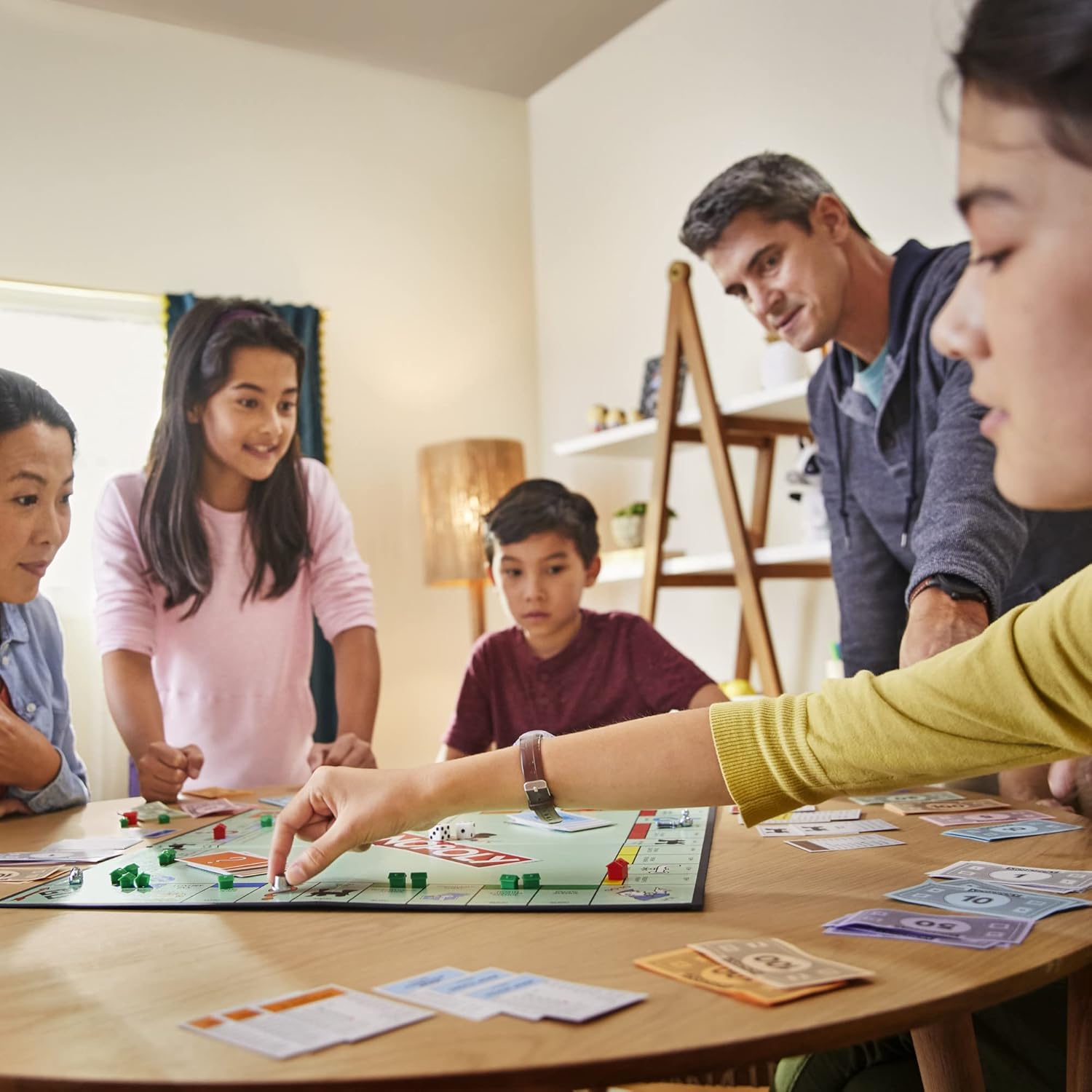 Monopoly® Classic Board Game – Family Strategy Property Trading Game for Kids & Adults