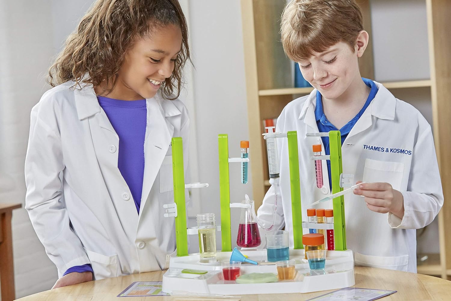 Chemistry Station Science Experiment Kit – 20 Non-Hazardous STEM Experiments for Kids